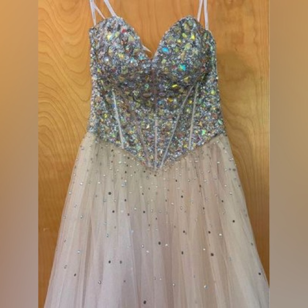 Tiffany Champagne Prom Gown Size 10 (Would fit 8)